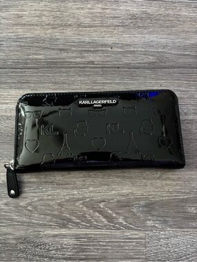 ⚜️Karl Lagerfeld Black Patent Zip Around Wallet